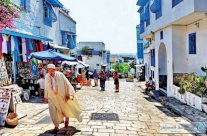 سياحة تونس تتراجع في ابريل 