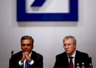 استقالة رئيسين تنفيذيين في بنك 