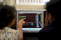 ارتفاع بنسبة 7,82 بالمئة في بورصة شنغهاي عند الافتتاح