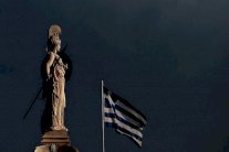  خروج اليونان مؤقتا من منطقة اليورو يبقى خيارا قائما