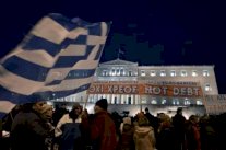 البرلمان اليوناني يؤيد خطة الانقاذ الجديدة