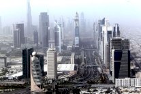 الامارات تقرر تحرير اسعار المنتجات النفطية