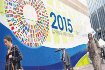 صندوق النقد يخفض توقعاته للنمو العالمي في 2016