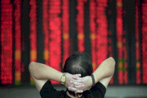 تراجع جديد في بورصة شنغهاي وقلق على وضع الصين