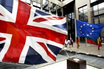 المصارف الأميركية تقوم بحملة لمنع خروج بريطانيا من اليورو