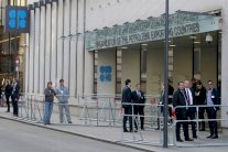 خبير نفطي: استفادة إيران من اتفاق المنتجين هامشية