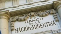الأرجنتين تعرض سداد ديونها مع خصم ربعها