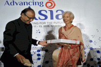 لاغارد: الإصلاحات في آسيا مفتاح النمو العالمي