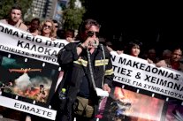 وزراء مالية منطقة اليورو يبداون مشاوراتهم حول ديون اليونان