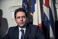 فرنسا ترى ان فرص التوصل الى اتفاق تجاري عبر الاطلسي تتراجع