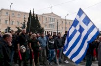 تظاهرات قبل تصويت البرلمان اليوناني على إصلاح نظام التقاعد