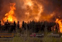 حرائق كندا توقف إنتاج مليون برميل يوميًا