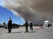 ارتفاع أسعار النفط مع استمرار حرائق الغابات في كندا