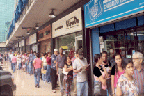 فنزويلا تترنح اقتصاديًا