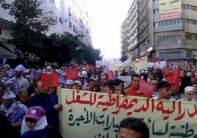 الاتحادات العمالية المغربية تقرر استئناف برنامجها النضالي 