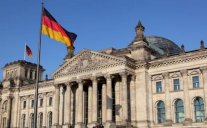 معدل فائدة الاقراض لعشر سنوات في المانيا سلبي