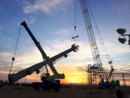 الاستثمارات في قطاع النفط تواجه مشاكل كثيرة