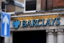 باركليز: السيارات الكهربائية ستقلص الطلب على النفط بحلول 2025