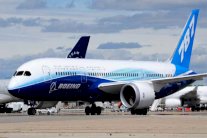 طيران الإمارات تطلب شراء 40 طائرة من بوينغ