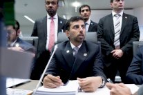 أوبك وشركاؤها يتفقون على تمديد خفض الانتاج إلى 2018