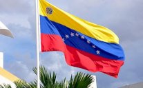 فنزويلا توقف مسؤولين كبيرين في قطاع النفط