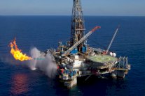 النفط قد يشعل حربًا بين لبنان وإسرائيل