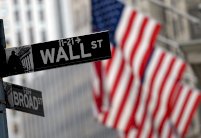 مشاريع ترامب لا تبرر الارقام القياسية التي سجلتها البورصة