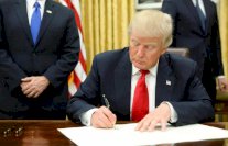 ترامب يستعد لتوقيع مرسوم حول منح التأشيرات للموظفين المؤهلين