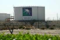 أرامكو تعين معتصم المعشوق مشرفًا على طرحها العام الأولي