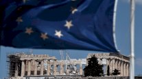اليونان تخفض توقعاتها للنمو في إجمالي الناتج المحلي