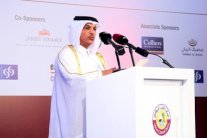 وزير المالية القطري: بإمكان قطر الدفاع عن اقتصادها