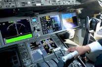 تنافس شديد بين بوينغ وإيرباص في معرض باريس للطيران