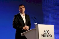 تسيبراس فخور بتحويل خطر خروج اليونان من منطقة اليورو الى فرصة للاستثمار فيها