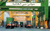 موانئ دبي تستحوذ على مجمع ملاحي وشركة لاصلاح السفن