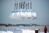 الصين تسجل ارتفاعًا في صادراتها يفوق التوقعات