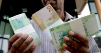العملة السودانية تتراجع مقابل الدولار في السوق السوداء