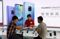 طموحات الصين التكنولوجية في خطر