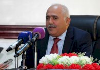 المركزي اليمني ينتظر ودائع من الإمارات والكويت بثلاثة مليارات دولار