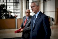 خطة دعم لصناعة الطيران في فرنسا بقيمة 15 مليار يورو