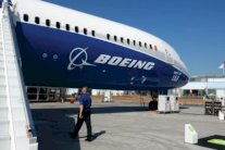 كورونا: بوينغ تخفض الإنتاج وتسرح موظفين