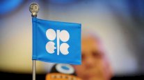 أوبك وشريكاتها تواجه معادلة يسودها المجهول