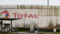 توتال إينرجي توقف مشتريات النفط ومشتقاته من روسيا بنهاية 2022