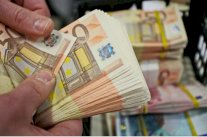 1,77 مليار دولار تحويلات مغاربة العالم خلال فبراير الماضي