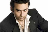 حبس أحمد عزمي بتهمة تعاطي المخدرات 