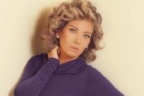 سلافة معمار تلملم تفاصيل حياتها في 