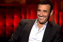 كاظم الساهر : عاش الفقر قبل شهرته والعزلة قبل 