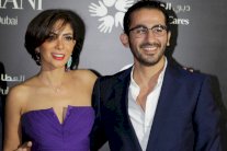 منى زكي تنجب طفلها الثاني بأميركا