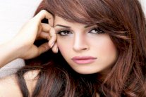 آمال ماهر تلجأ للجمهور لاختيار إسم ألبومها 