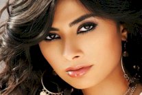 روبي تتعاون مع زوجها في 