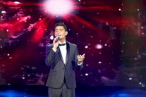 أحلام تقيّم المشتركين على طريقتها ومؤمن خليل يغادر 